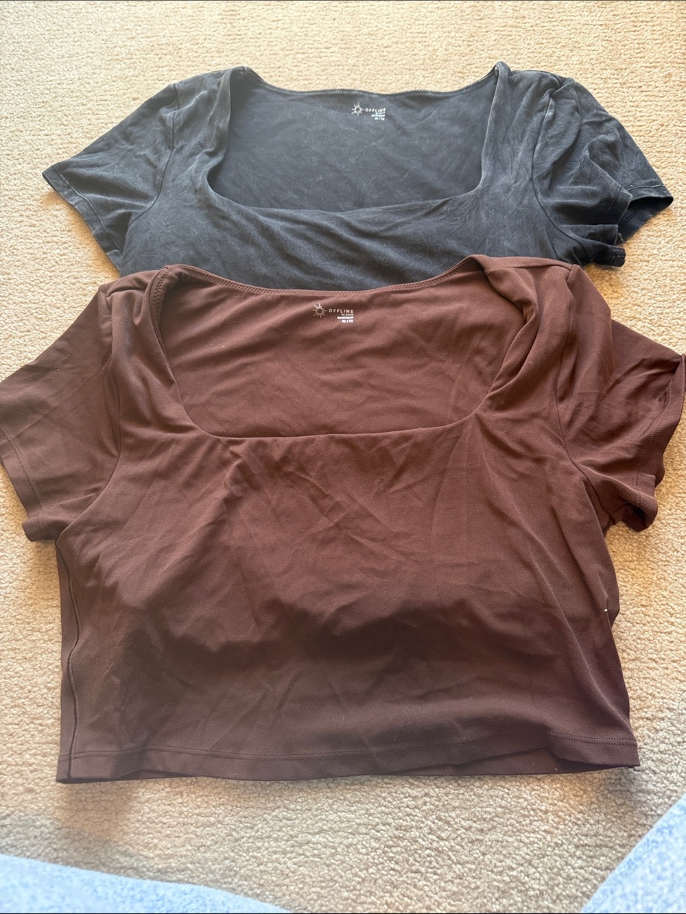 2- OFFLINE by Aerie Women’s Scoop Neck Crop Tops with built in bra-Black&Brown